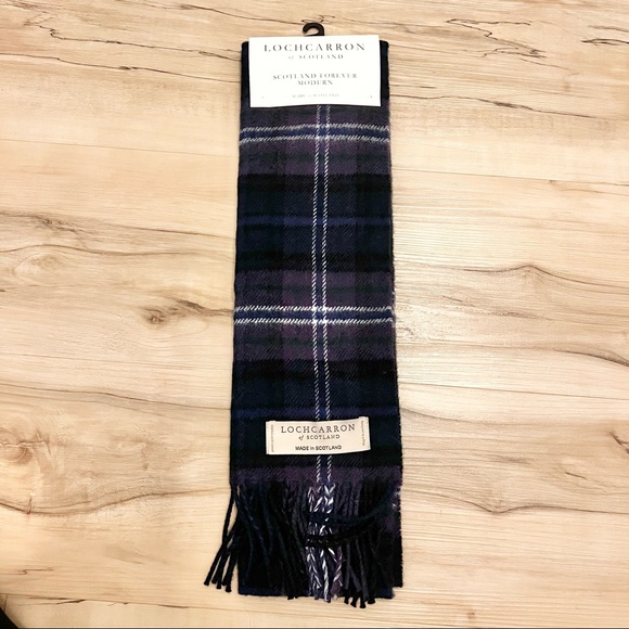 Lochcarbon of Scotland Scarf - Picture 5 of 6
